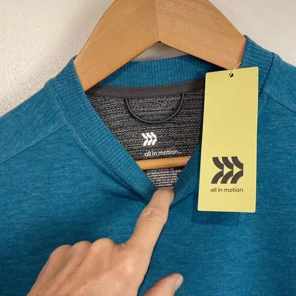 All In Motion Woman's Turquoise Sweatshirt Size Small Crew Neck - Picture 3 of 7